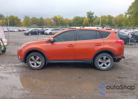 2015 Toyota Rav4 Xle from USA, damaged, VIN JTMRFREV0FD167216